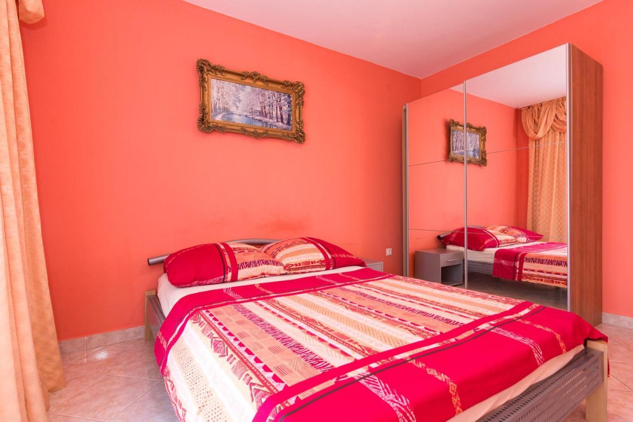 Vila Milano Apartment Kornic Bagian luar foto