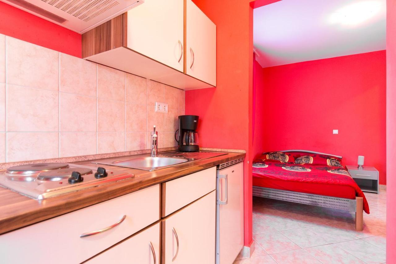 Vila Milano Apartment Kornic Bagian luar foto